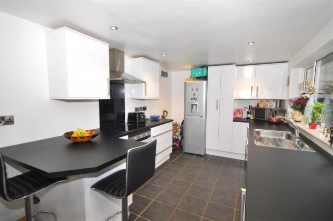 Modern Kitchen