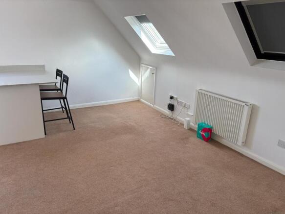 Studio Room