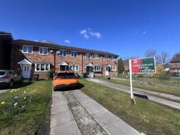 9, Brackenwood Mews, Wilmslow SK9 2QG