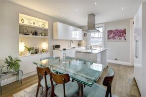 64, Balcombe Street, London NW1 6NE