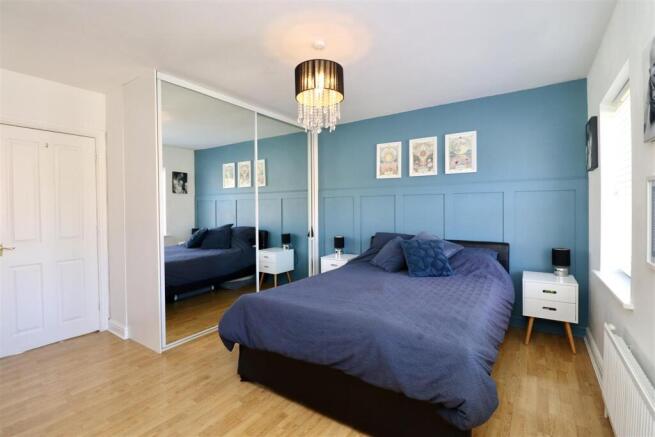 3 bed Detached for sale Image 8