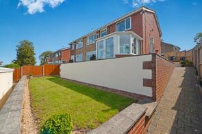 1, Kenmore Way, Cleckheaton BD19 3EL