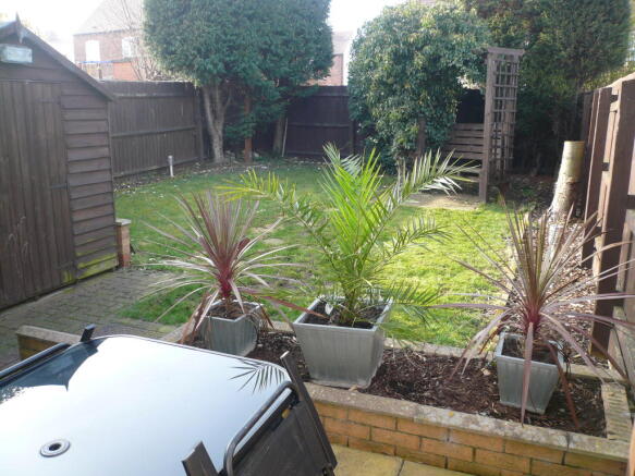 Photo 8