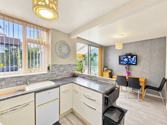 Harley Street, Scarborough, North Yorkshire photo 4