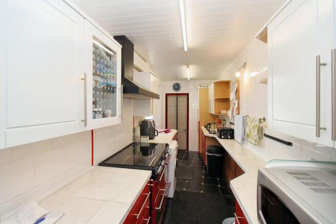 3 bed Terraced for sale Image 8