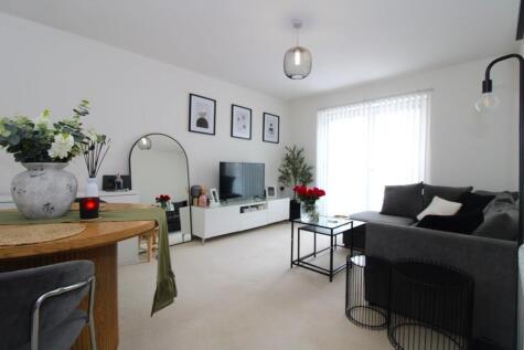 Admiral Drive, Stevenage, SG1