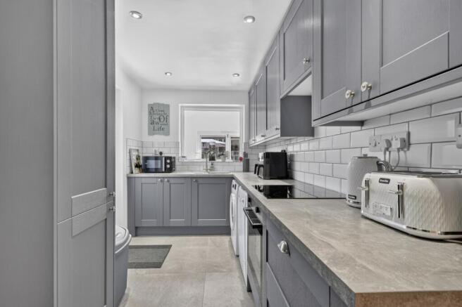 3 bed Detached for sale Image 5