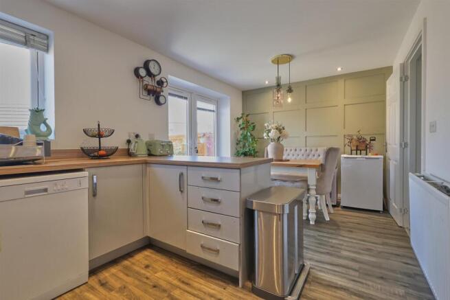 Fitted Dining Kitchen to Rear