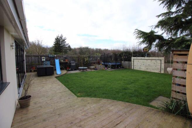 Garden and dec...