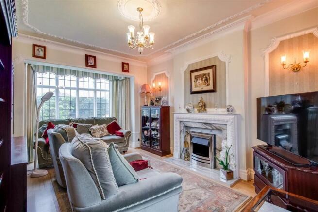 3 bed Detached for sale Image 4