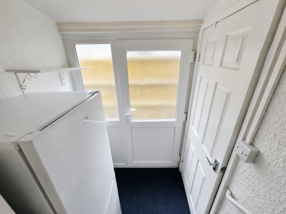 3 bed Semi-Detached for sale Image 7