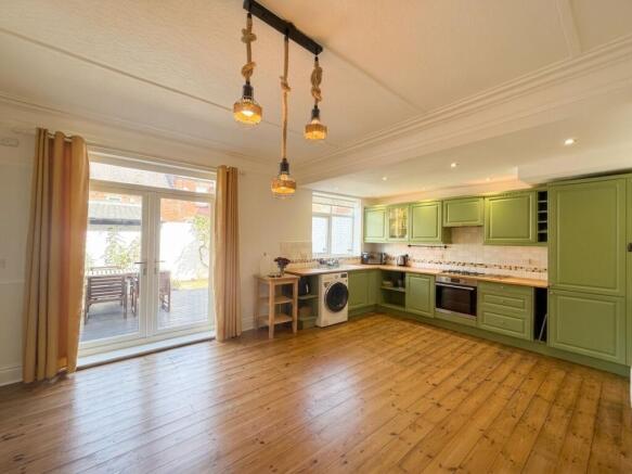 Dining Kitchen
