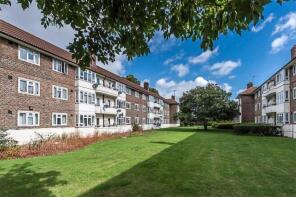 10, Parrington House, Rodenhurst Road, London SW4 8AH