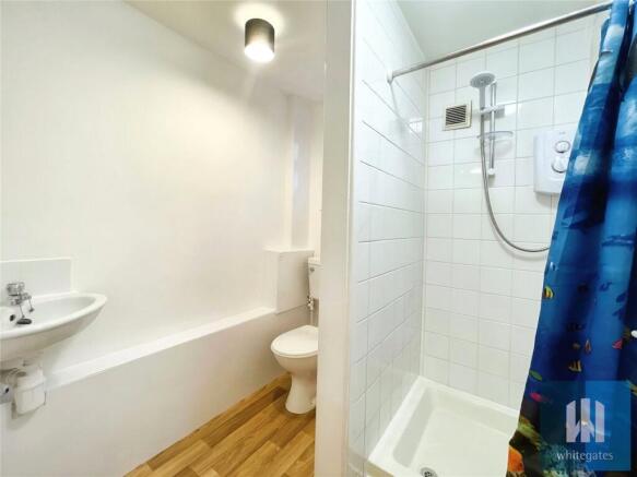 1 bed Apartment for sale Image 6
