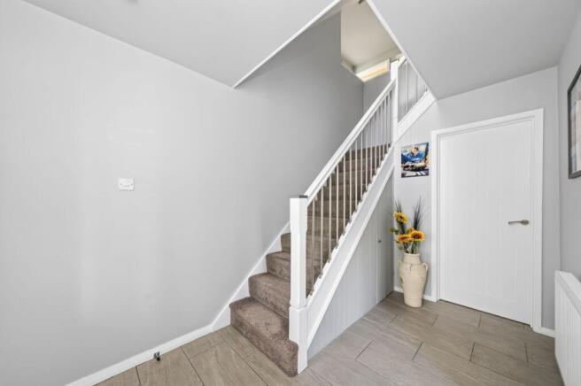 4 bed Detached for sale Image 7