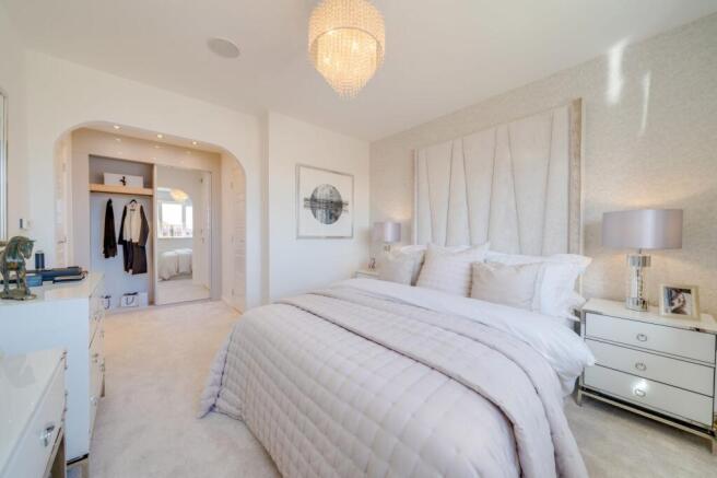 4 bed Detached for sale Image 7