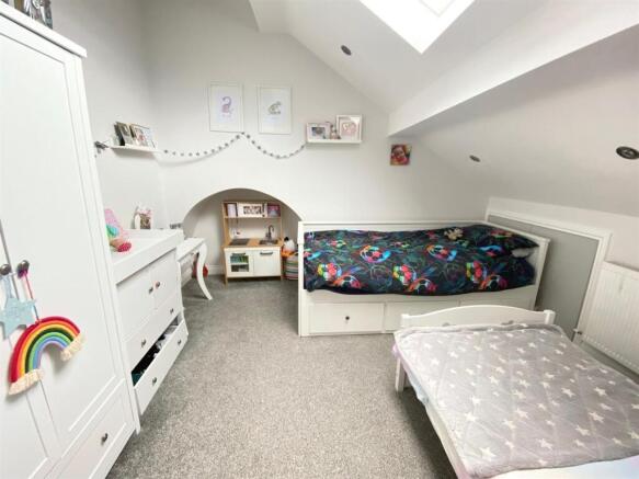 2 bed Terraced for sale Image 10