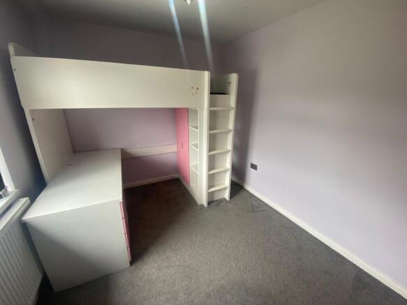 3 bed House to rent Image 12
