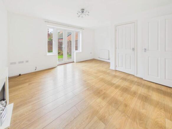 Lounge/Dining area