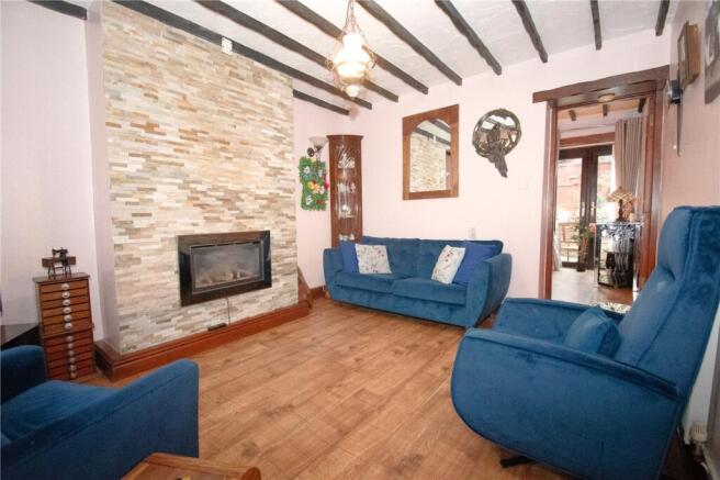 Village Road, Higher Bebington, Wirral photo 5