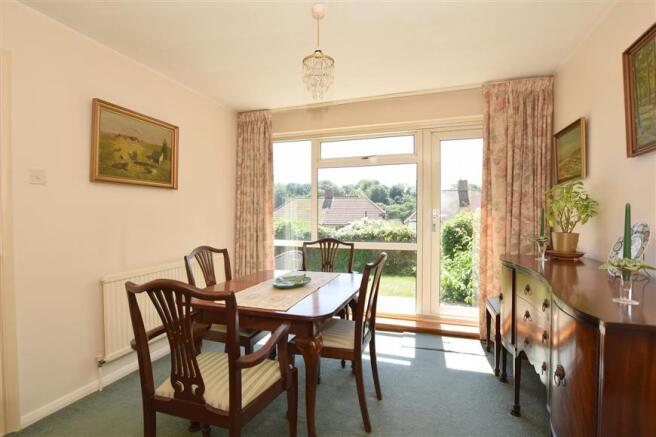 Lounge / Dining Room