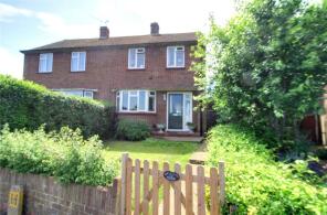 10, Merrylands, Chertsey KT16 9PZ