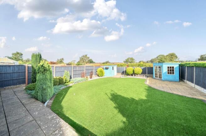 1357995-17-68cd224596247