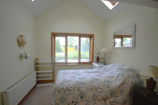 BEDROOM 3.JPG