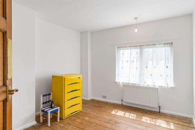 Bedroom 2 (Double)