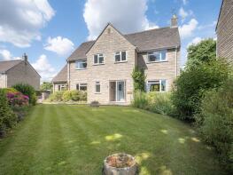6, St Josephs Drive, Chippenham SN15 2AZ