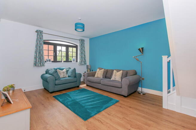4 bed Detached for sale Image 4