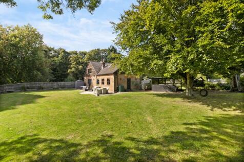 Lewes Road, Framfield, Uckfield, East Sussex, TN22