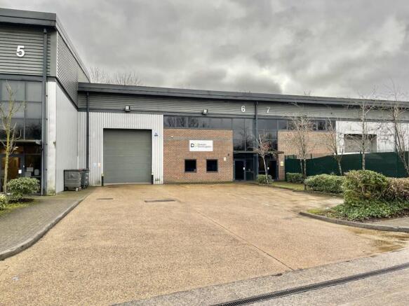 6 Langley Main 1.jpg