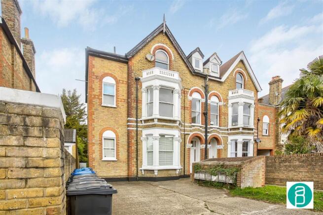 Flat_5_68_Queens_Road-17.JPG