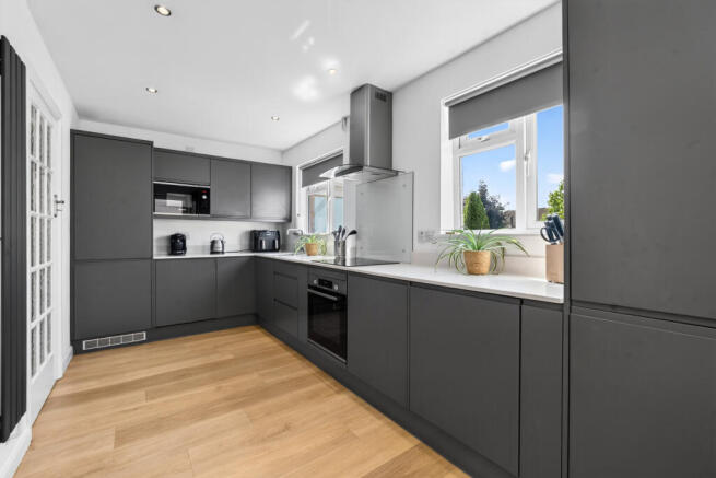 Kitchen (2)