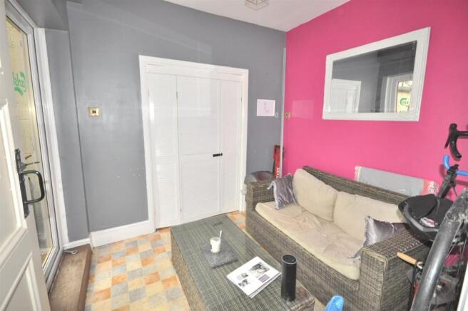 BREAKFAST ROOM / SNUG