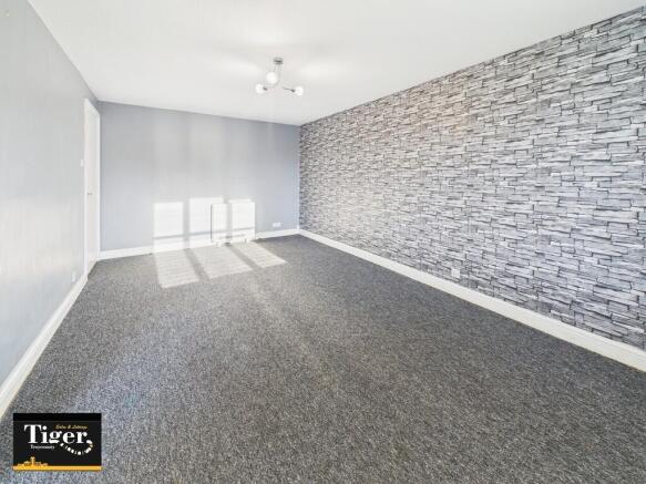 CAM02176G0-PR0780...