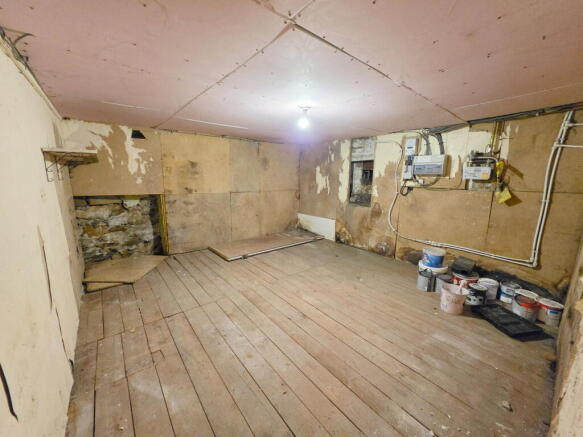 3 bed Terraced for sale Image 7