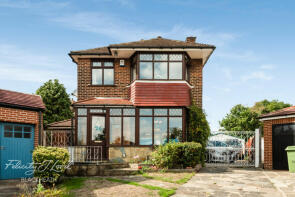 26, Kinlet Road, London SE18 3BY