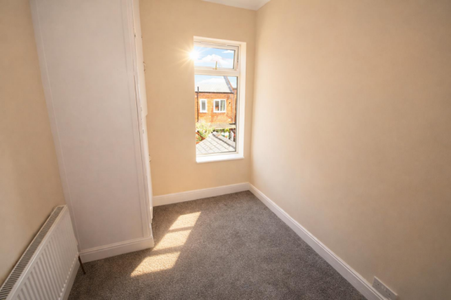 3 bed Terraced for sale Image 10