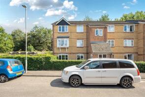 111, Donald Woods Gardens, Surbiton KT5 9NZ
