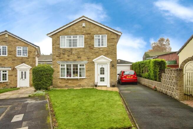4 bed Detached for sale in aberford