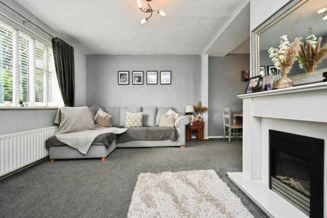 3 bed Semi-Detached for sale Image 5
