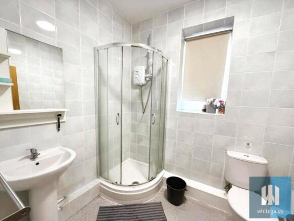 1 bed House Share to rent Image 4