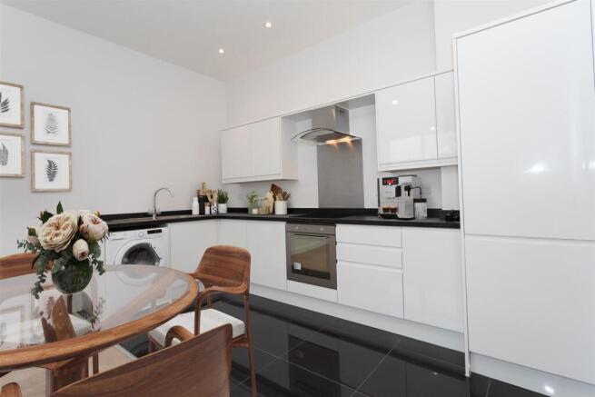 Kitchen_final.jpg