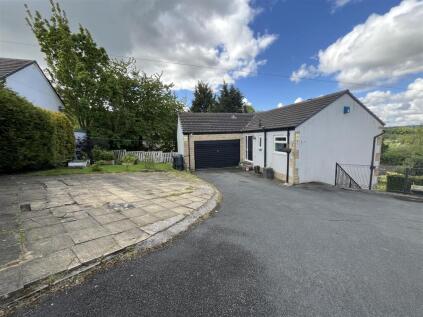 St. Marys Close, Wyke, Bradford
