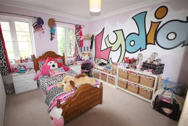 Photo 12