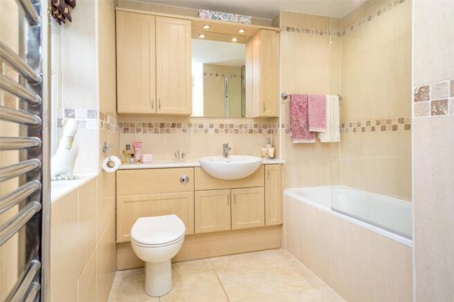 Ensuite Bathroom