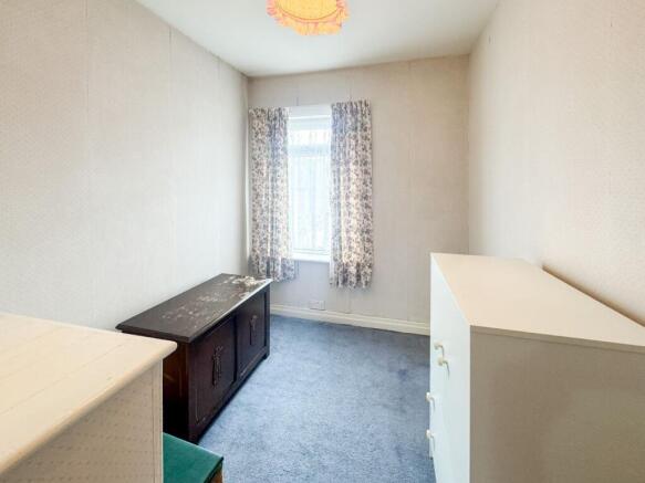 3 bed Terraced for sale Image 12