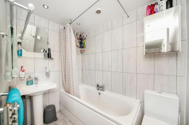 HOUSE BATHROOM
